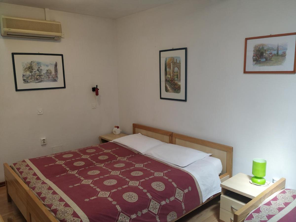 Accomodation Pertout Nova Gorica Luaran gambar