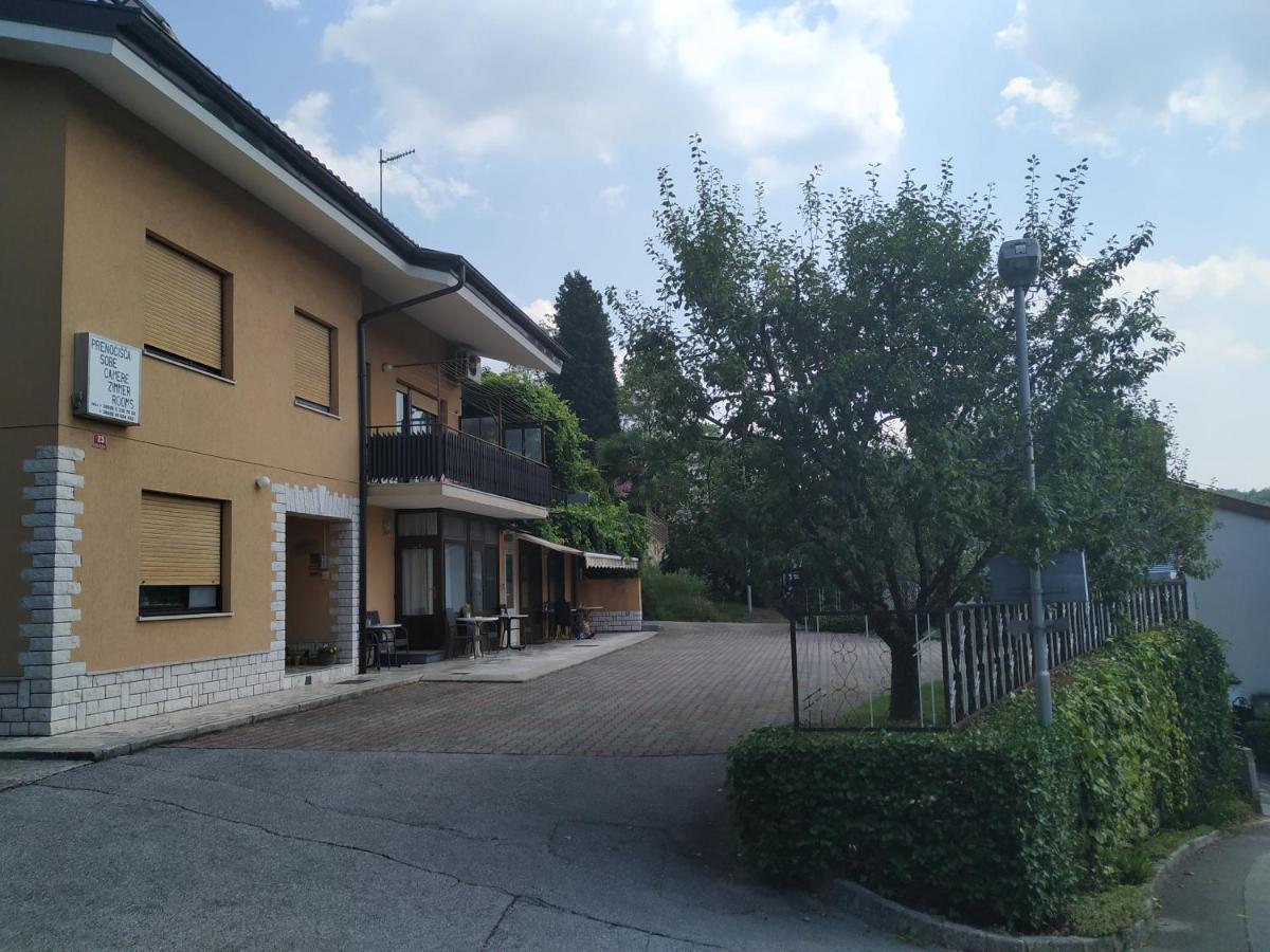 Accomodation Pertout Nova Gorica Luaran gambar
