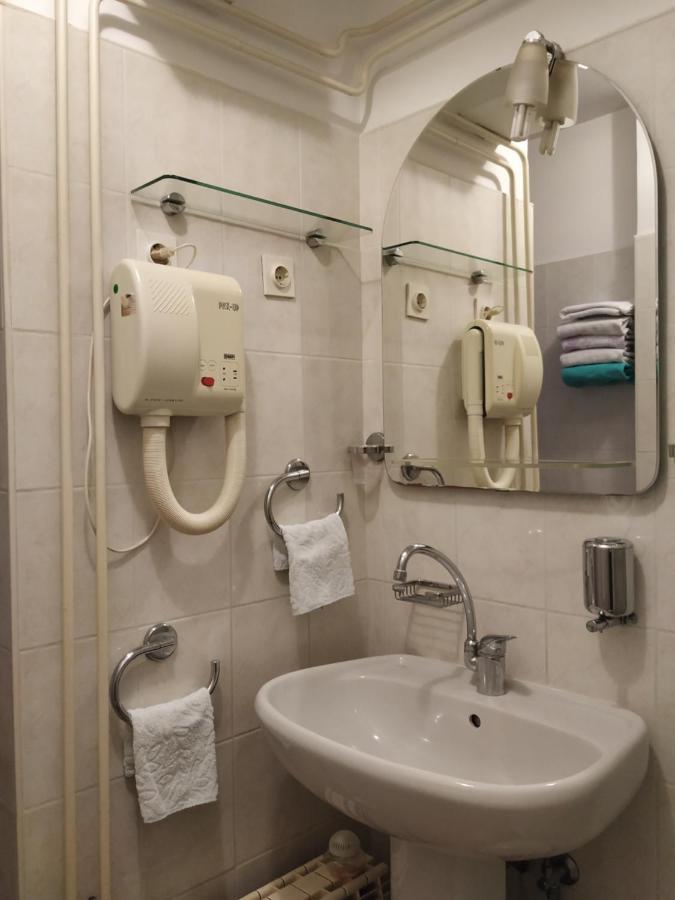 Accomodation Pertout Nova Gorica Luaran gambar